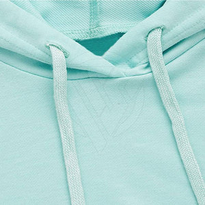 เสื้อฮู้ดครอปสั้นสำหรับผู้หญิง สไตล์สตรีทแวร์ คอฮู้ด ปักโลโก้ด้านหน้า ผลิตจากผ้าฝ้าย 100% เป็นมิตรต่อสิ่งแวดล้อม เหมาะสำหรับฤดูหนาว - Product Image 4