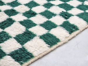 Tapis en laine à carreaux de qualité supérieure taille personnalisée coureur couloir Boho tapis en laine grand damier blanc vert tapis en laine marocain - Product Image 4