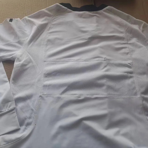 Venta al por mayor ligero duradero BJJ Gi uniformes tamaño personalizado Kimono De Jiu Jitsu bordado artes marciales desgaste equipo - Product Image 4