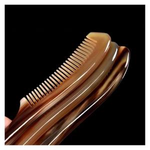 Peine de Cuerno de Búfalo Moderno y Pulido Ecológico, Dientes Anchos Duraderos para el Cuidado Diario del Cabello, al por Mayor desde India - Product Image 3
