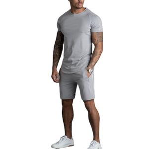 Conjunto de camiseta y pantalones cortos para hombre de media manga para clima cálido de diseño básico Conjunto corto de dos piezas hecho en Pakistán más vendido para hombre - Product Image 1