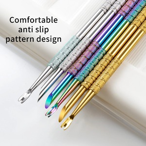 Empujador de Cutículas de Acero Inoxidable de Doble Punta, Lima Circular con Borde Biselado, Herramienta Suave para Remover Piel Muerta, Cuidado de Manicura y Cutículas - Product Image 4