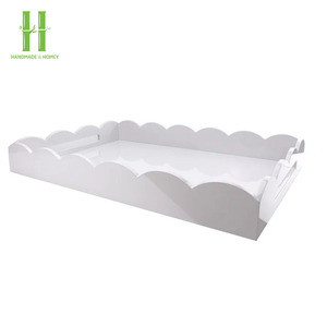 HOT SELLER Luxurious Lacquer Scalloped Tray Handmade Lacquered Serving Tray Perfect for Tidying up Your <b>Bedside</b> <b>Table</b> - Product Image 1
