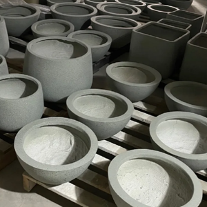 Grand <span class=keywords><strong>pot</strong></span> <span class=keywords><strong>de</strong></span> <span class=keywords><strong>fleur</strong></span> moderne en fibre <span class=keywords><strong>de</strong></span> verre pour l'extérieur, <span class=keywords><strong>pot</strong></span> en fibre <span class=keywords><strong>de</strong></span> verre pour balcon, grand <span class=keywords><strong>pot</strong></span> <span class=keywords><strong>de</strong></span> <span class=keywords><strong>fleur</strong></span> décoratif en béton pour jardin et hôtel - Product Image 2