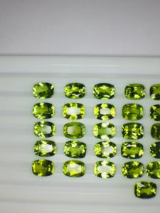 Peridoto natural de calidad AAA 9*7 Piedra de corte de cojín con excelente brillo y buen color, fabricación y pulido perfectos a precio barato - Product Image 4