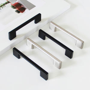 Poignées de meuble contemporaines en alliage de zinc, écologiques et durables, noir mat argenté, forme barre minimaliste, pour tiroirs de cuisine - Product Image 1