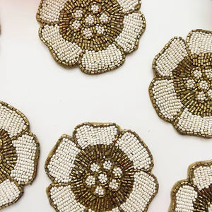 Posavasos con cuentas de vidrio hechos a mano-Posavasos clásicos con respaldo de poliéster (4x4 pulgadas) para iglesia y regalos religiosos - Product Image 1