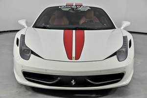 Ferrari 458 Italia Coupé 2013 - Product Image 3