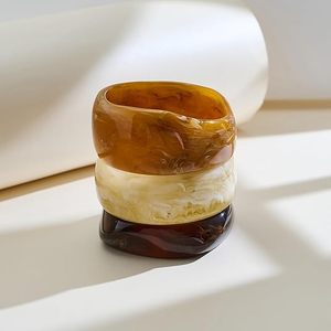 AALIYAN IMPEX-Brazaletes de resina de alta calidad en tonos terrosos con patrón de remolino para estilos tribales artesanales en la costa más baja - Product Image 6