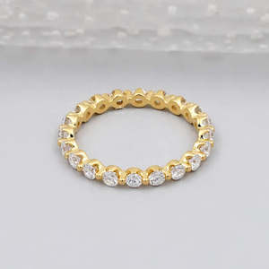 Bague d'éternité pour femme avec diamant rond taille brillant 1,00 ct couleur DEF certifié IGI - Product Image 5