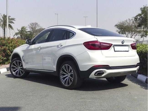 BMW X6 M35i Coupé 2024 Usado, 6.1-8L Turbo Gasolina 600HP, Volante a la Izquierda, 8 Cilindros, Transmisión Automática, Euro VI, Cuero Claro, R21 - Product Image 4