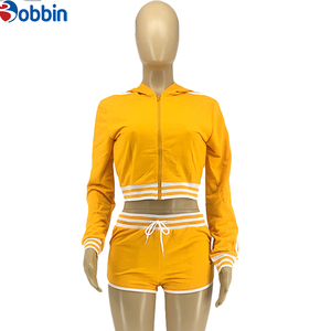 Ensemble de shorts de sport en coton de haute qualité, logo personnalisé, streetwear pour femmes, ensemble assorti en 2 pièces, coupe courte - Product Image 3