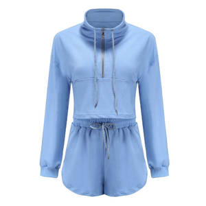 Nouveauté 2026 Ensemble deux pièces pour femme : sweat à capuche court décontracté et short, style streetwear d'été, ensemble de survêtement court, vente en gros - Product Image 5