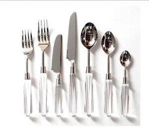 Juego de Cubiertos de acero inoxidable y metal dorado con mango acrílico para mesa de boda de Hotel, uso de alimentos para servir - Product Image 2