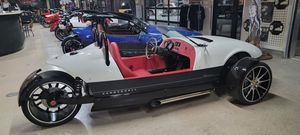 ข้อเสนอสุดคุ้ม ปี 2023 รถมอเตอร์ไซค์สามล้อ VanderhaIl Venice GT-S Trike รุ่น Roadster เปิดประทุน สีเทา-ดำ ตกแต่งพิเศษ รถสปอร์ตแบบเปิดประทุน - Product Image 3