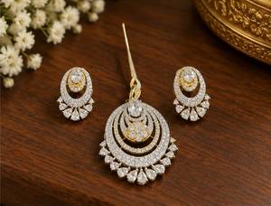 Parure de bijoux ethniques TISHYA DIAMOND plaqué or avec zircon taille brillant, motif fleur, boucles d'oreilles et collier pour femme, en alliage de cuivre, idéale pour mariage - Product Image 1