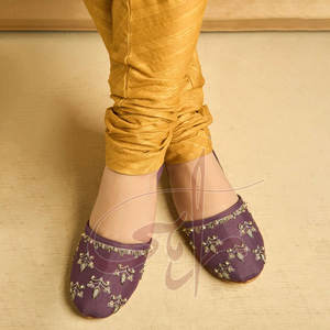 Made in High Quality Raw Silk Anti-Slippery Handmade Traditional Booti Pattern Embellished <b>Khussa</b> for Wide Feet - Product Image 2