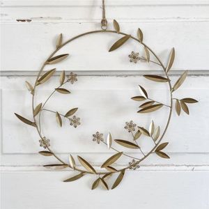 Elegante Corona de Flores Metálica Decoración de Pared Estilo Industrial Escultura Floral de Hierro Adorno Decorativo de Pared Personalizado al por Mayor para el Hogar - Product Image 6