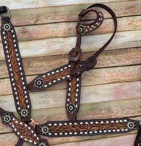 Nuevo Diseño de Alta Calidad, Arnés de Caballo Premium para Exhibición Ecuestre, Collarín de Acero Inoxidable Estilo Western - Product Image 3