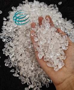 Éclats de cristal de quartz naturel clair, pierres précieuses brutes irrégulières, gravier décoratif, éclats de pierre, vente en gros, approvisionnement en vrac - Product Image 1
