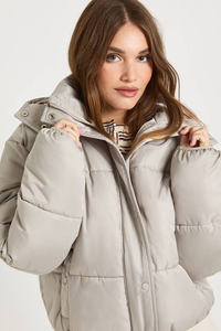 Veste matelassée personnalisée de haute qualité OEM, tricotée, respirante, coupe-vent, imperméable, pour femmes, hiver, grande taille, chaude, légère, moelleuse - Product Image 6