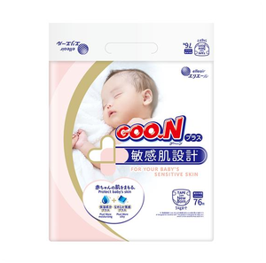 ใหม่ล่าสุด goo.n PLUS เบบี้เทป Nb ผ้าใช้แล้วทิ้ง76ชิ้นผ้า Goon nappies ออกแบบผิวบอบบางผลิตในประเทศญี่ปุ่นขายส่ง - Product Image 1