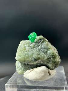 Échantillon d'émeraude naturelle de Swat, 51,23 grammes, cristal de beryle vert, pierre précieuse en vrac, origine Pakistan, éclat 66,98x14,36x15,55 - Product Image 5