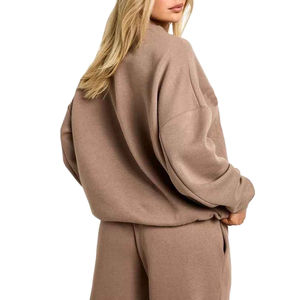 Ensemble de survêtement personnalisé pour femme 2026 : sweat-shirt oversize à col rond et pantalon de jogging droit en molleton de coton imprimé et brodé - Product Image 4