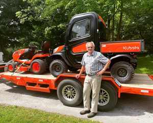 Kubota-Tractor de rueda lateral con engranaje de bomba de motor, vehículo utilitario agrícola 4WD, potente, resistente, en condición usada - Product Image 4