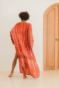 Trendy 100% Rayon Tie Dye Kimono Wrap para mujeres Vacaciones de verano Playa Cubrir con cinturón Patrón tejido Tamaño libre-¡Pida ahora! - Product Image 5