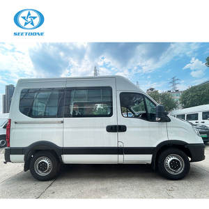 Nueva Minibús Diésel Automática Turbo de Eje Corto y <span class=keywords><strong>Techo</strong></span> <span class=keywords><strong>Alto</strong></span> para Pasajeros, Interior Oscuro, Volante a la Izquierda, Precio Económico, Fabricada en China - Product Image 2