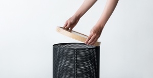 Taburete de almacenamiento de malla con cubierta de madera de alta calidad Estilo de diseño industrial para muebles o sofás de sala de estar de apartamento - Product Image 2