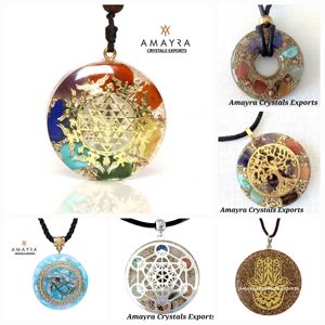 Orgone Gemstone Seven Chakra Shri Yantra Pendentif Hexagonal 100% Cristaux Véritables Naturels Faits à la Main De Cristaux Amayra Exportations - Product Image 3