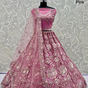 Paillettes en georgette lourde et broderie de fil chemisier en coton de travail Ban-glory Lehenga Choli avec bordure en dentelle pour la fête - Product Image 1