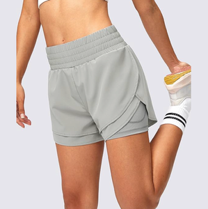 Pantalones cortos de entrenamiento para mujer recién llegados OEM personalizados | Pantalones cortos de gimnasio para mujer de alta calidad | Logotipo personalizado disponible - Product Image 2