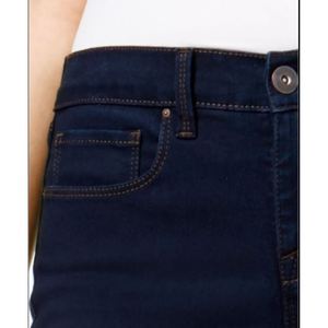 Jeans de Corte Bootcut de Cintura Media para Mujer, Marca Style & Co, Talla XL, en Mezclilla Azul, Elásticos, Lavables, para Otoño - Product Image 2