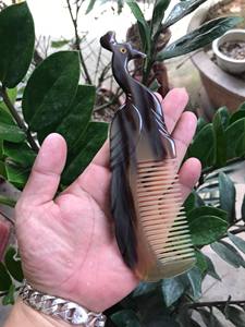 Natural Horn <b>Hair</b> <b>Comb</b>, Cow Horn <b>Comb</b>, Natural Horn Handmade <b>Combs</b> From Vietnam Supplier. - Product Image 2