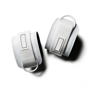 Sangles de cheville en cuir Saar Industries de haute qualité, fabriquées sur mesure, durables, antidérapantes, avec fermeture à double anneau, confortables pour l'entraînement en salle de sport - Product Image 1