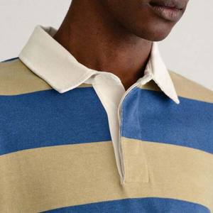 Camiseta de Rugby Personalizada Sublimada con Rayas Doradas y Azules, Transpirable, Manga Larga, 100% Poliéster, Antibacteriana - Product Image 5