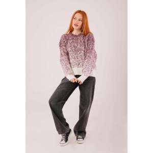 Pull tricoté bordeaux en gros avec pierres décoratives, style décontracté - Product Image 3