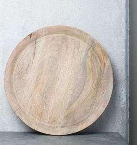 Plateau de service en bois artisanal en forme de cœur, pièce unique pour les restaurants plats, service de dîner - Product Image 2