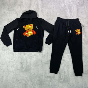 Conjunto de chándal de oso de dibujos animados Sudadera con capucha beige con bordado de oso grande y pantalones de Jogger parche de oso pequeño ropa de calle de moda informal - Product Image 2