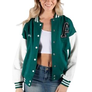 2023 chaqueta universitaria de lana para mujer, venta al por mayor, diseño de letras personalizado con decoración bordada, cuello levantado - Product Image 1