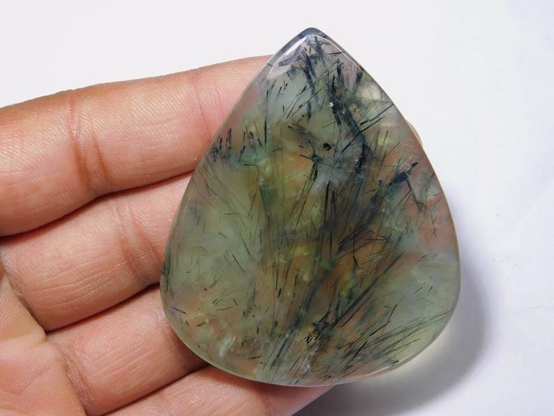 สีเขียว