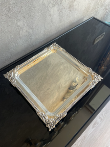 Plateau de service moderne en laiton au look élégant, adapté aux restaurants, hôtels et maisons contemporaines au quotidien - Product Image 5