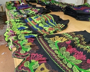 Últimas faldas bordadas polinesias de diseño Hawaiano personalizadas de alta calidad para mujer ropa de la isla del Pacífico falda Micronesia - Product Image 1