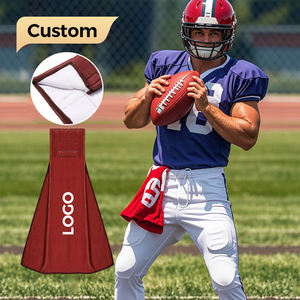 Serviette de terrain de football personnalisée en coton de haute qualité Serviette de sueur de quart-arrière personnalisée avec fermeture pour logo de sport inclus - Product Image 3