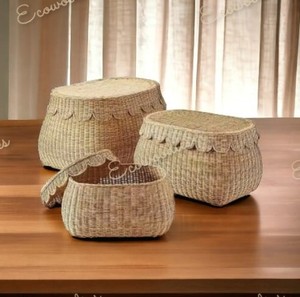 Scalloped Edge Design Handwoven Rattan Basket Organizing with Built-in Handles Storage Basket for Table Decoration Handcrafted - Product Image 4