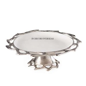 ขาตั้งเค้กทำจากโลหะขัดเงาสีเงินดีไซน์แบบโบราณมีสไตล์ - Product Image 1