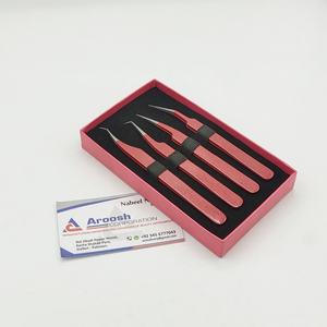 Juego de Pinzas para Extensión de Pestañas de Acero Inoxidable de Alta Calidad Profesional con Brillo Rojo, Agarre Perfecto, Punta Suave, Logotipo Personalizado - Product Image 3